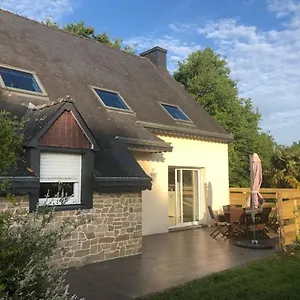 Hébergement de vacances Maison Pres De Bon Repos, Laniscat
