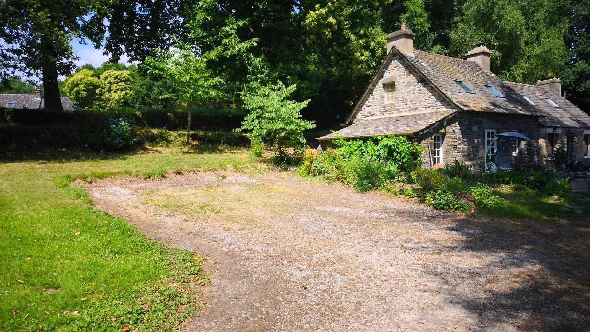 Gite Lann Avel Classe 3 Etoiles Wifi Calme Campagne Laniscat 0*,  France